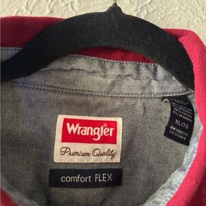 Wrangler Men's Premium Quality Rich Burgundy Button-Down Shirt